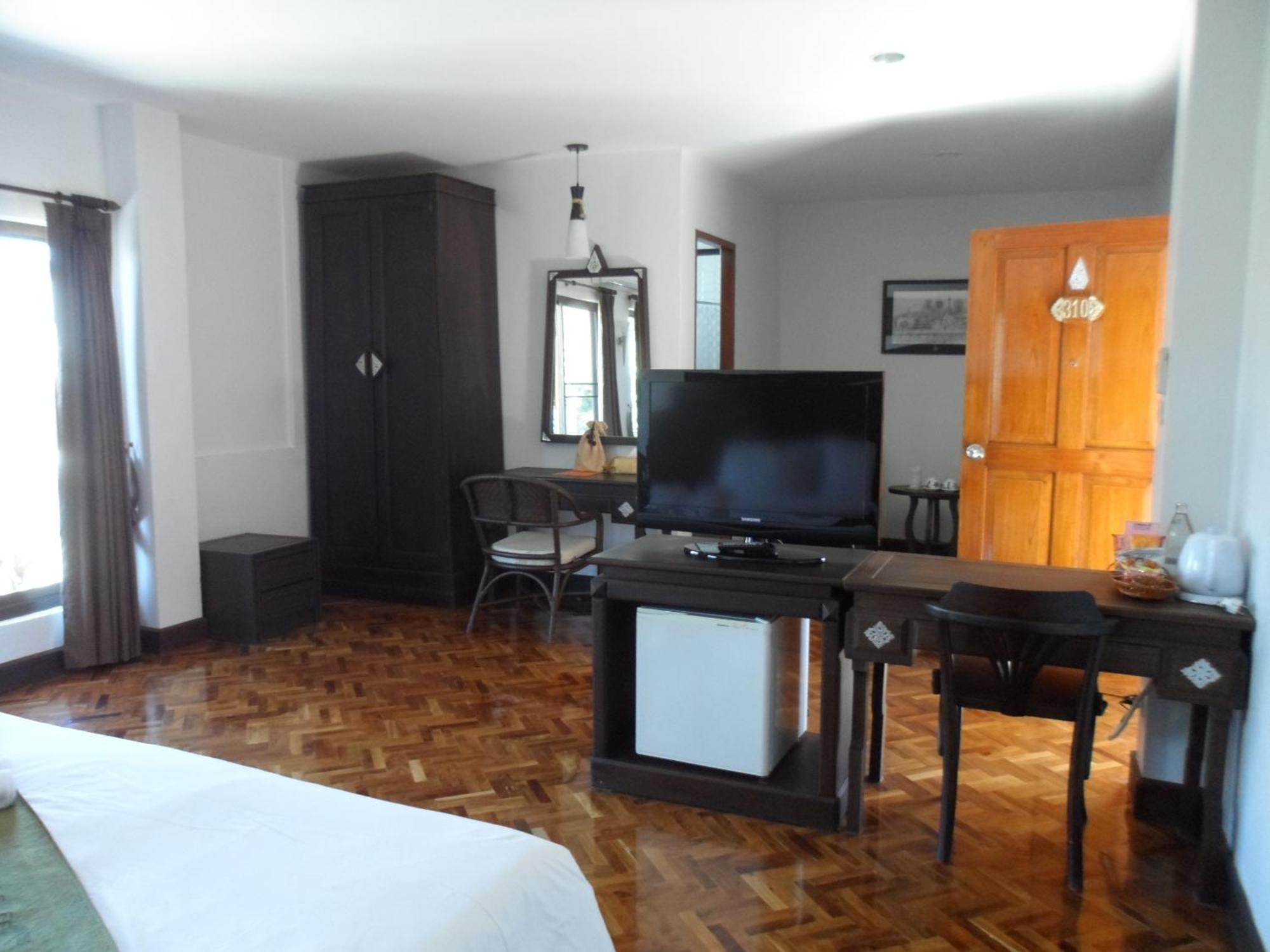 Baiyoke Chalet Hotel Mae Hong Son Esterno foto